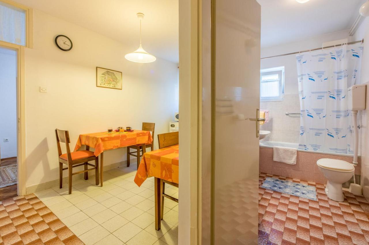 Apartments Danica Dramalj Eksteriør billede