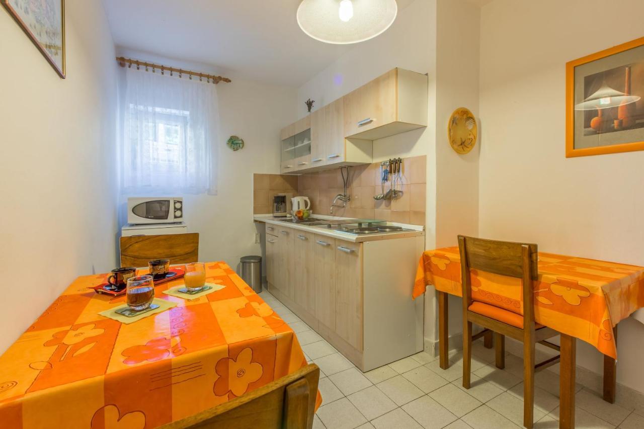 Apartments Danica Dramalj Eksteriør billede
