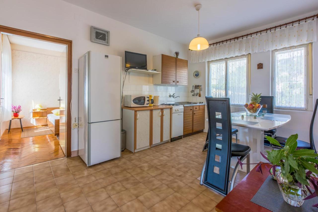 Apartments Danica Dramalj Eksteriør billede